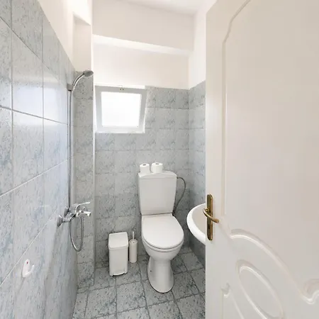 Apartamento Eden Qeparo